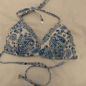 Two piece bikini set